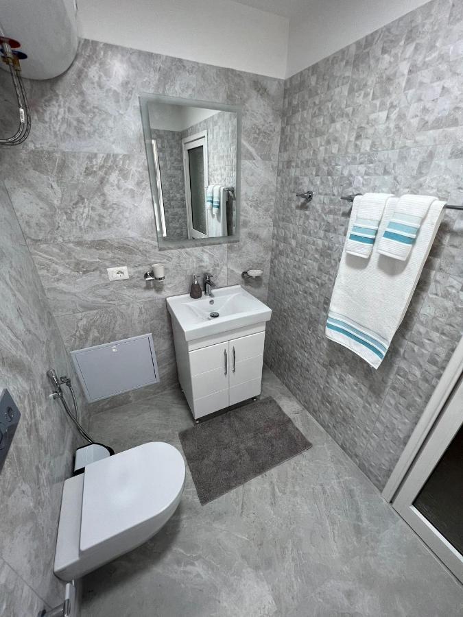 Florent'S Superb Studio, Free Parking & Garden!! Tirana Exterior photo